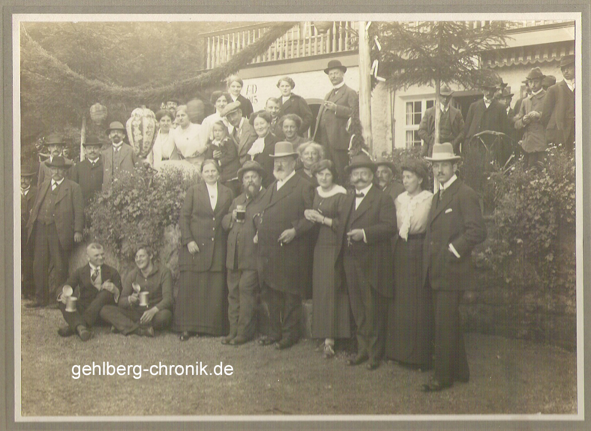 1913 001 Gloeckchen